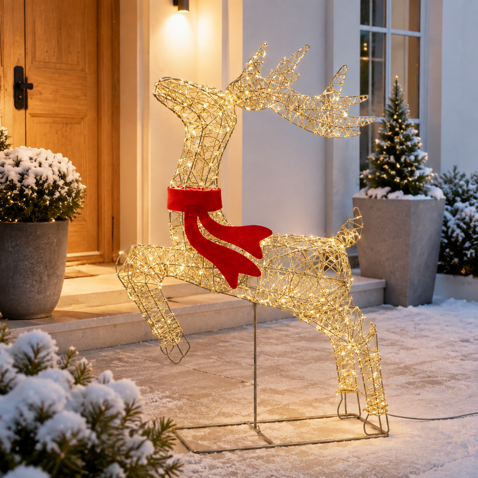 HAGO24 LED Rentier Gold mit rotem Schal Metall Weihnachtsbeleuchtung Winterdeko Leuchtfigur In-& Outdoor gold warmweiß Timer Glitzereffekt